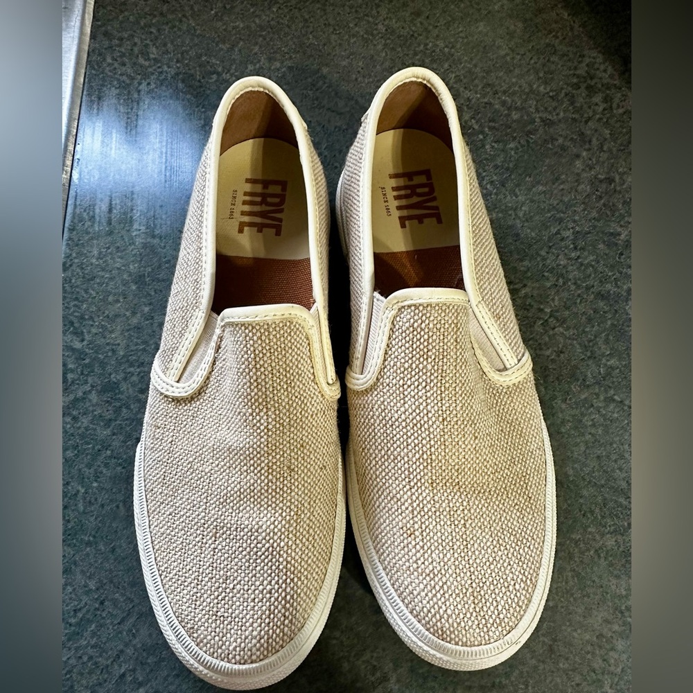 FRYE Women’s Tan Gia Slip-On Shoes